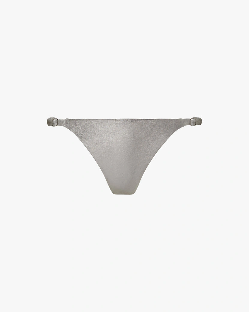 Bas de bikini réglable votre secret d'été parfait se dévoile maintenant avec style et confort sublime pour toutes les silhouettes.